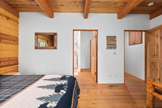 39553 Crest Point Lane, Shaver Lake, CA 93664