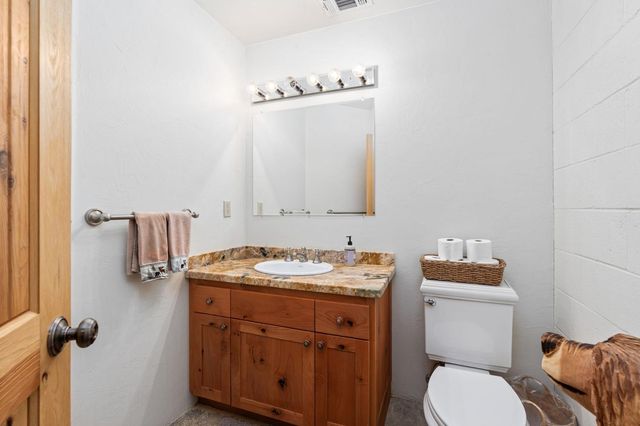 39553 Crest Point Lane, Shaver Lake, CA 93664