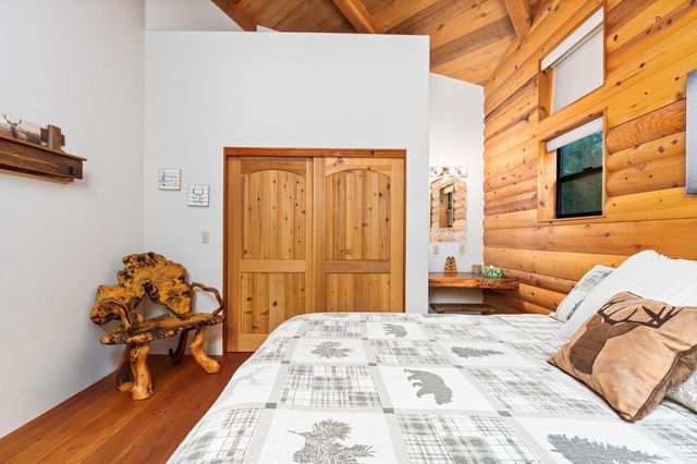 39553 Crest Point Lane, Shaver Lake, CA 93664