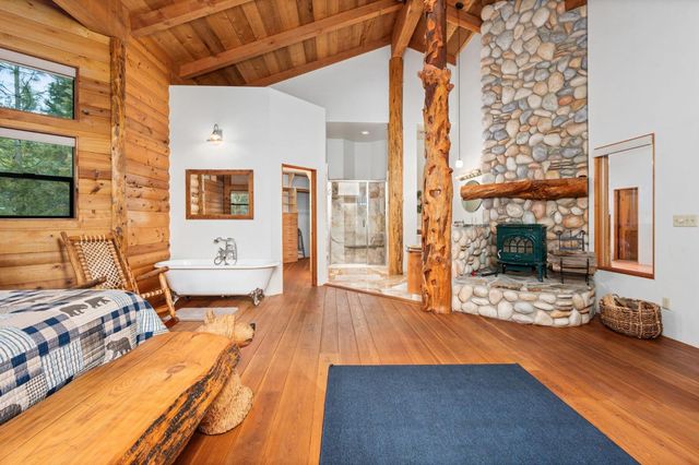 39553 Crest Point Lane, Shaver Lake, CA 93664