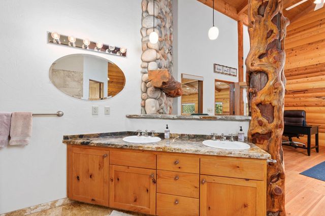 39553 Crest Point Lane, Shaver Lake, CA 93664