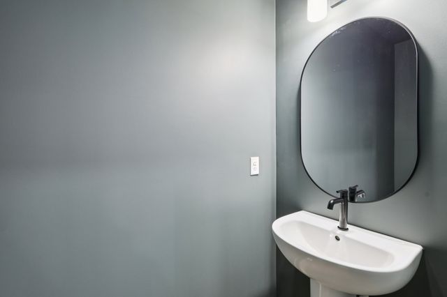 6124 Robertson Ave Apt 10, Nashville, TN 37209