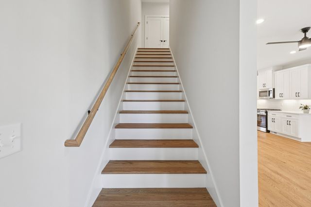 6124 Robertson Ave Apt 10, Nashville, TN 37209