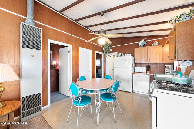 895 Beach Haven West Boulevard, Beach Haven West, NJ 08050