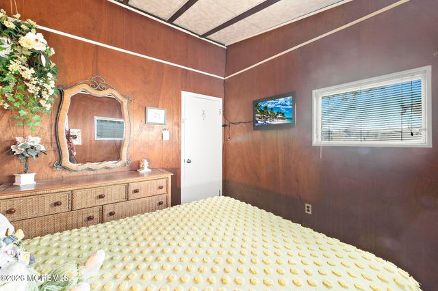 895 Beach Haven West Boulevard, Beach Haven West, NJ 08050