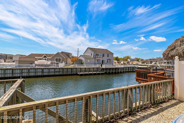 895 Beach Haven West Boulevard, Beach Haven West, NJ 08050