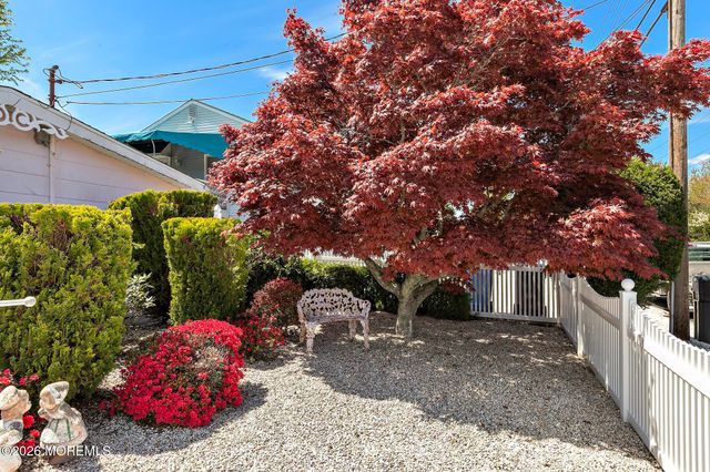 895 Beach Haven West Boulevard, Beach Haven West, NJ 08050