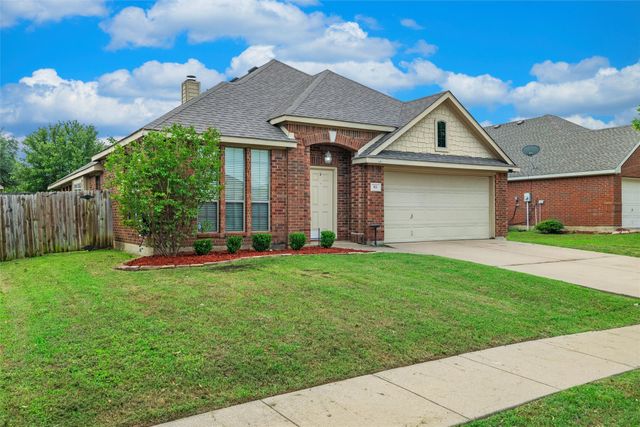 813 Cutting Horse Drive, Mansfield, TX 76063