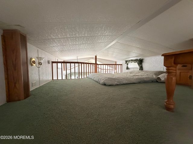 15 Avenue B, Hazlet, NJ 07734
