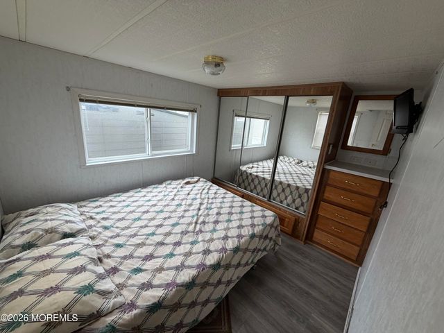 15 Avenue B, Hazlet, NJ 07734