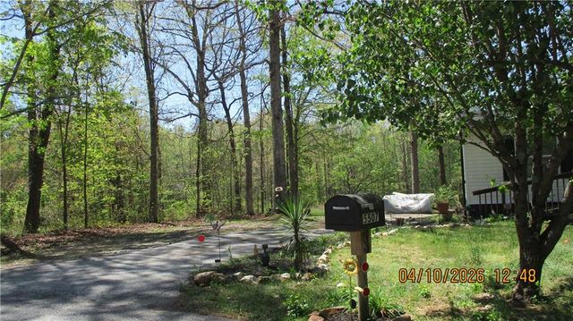 5507 Hemlock Court, Lula, GA 30554