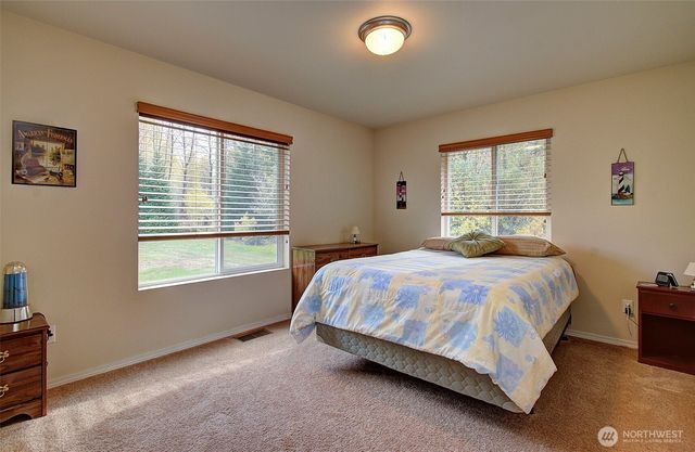 133 Lost Creek Drive, Glenoma, WA 98336