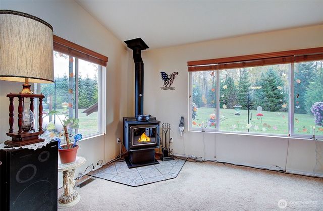 133 Lost Creek Drive, Glenoma, WA 98336