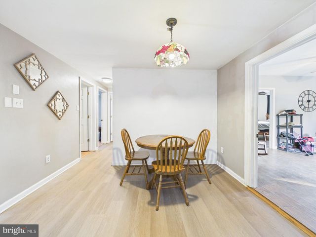 13 DEER RUN DR, Newark, DE 19702