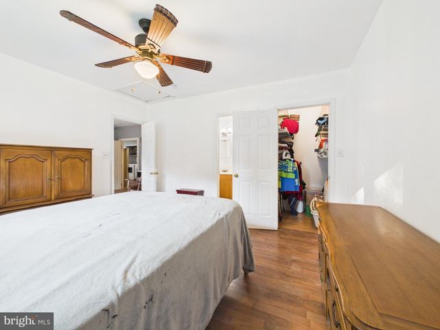 13 DEER RUN DR, Newark, DE 19702