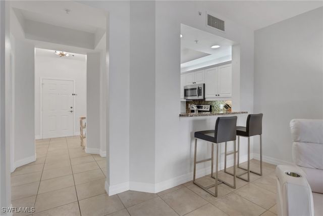 401 Bayfront PL 3207, Naples, FL 34102