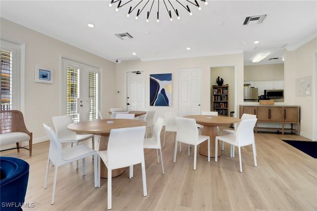 401 Bayfront PL 3207, Naples, FL 34102