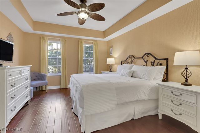 401 Bayfront PL 3207, Naples, FL 34102