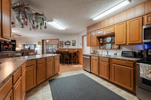 362 S Main Street, Ketchum, OK 74349