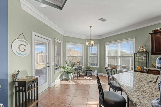 2328 Badger Cir, Cantonment, FL 32533