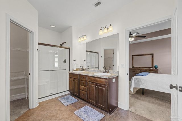 2328 Badger Cir, Cantonment, FL 32533