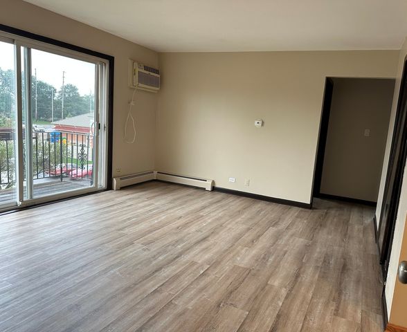1321 N Baldwin Court 3A, Palatine, IL 60074
