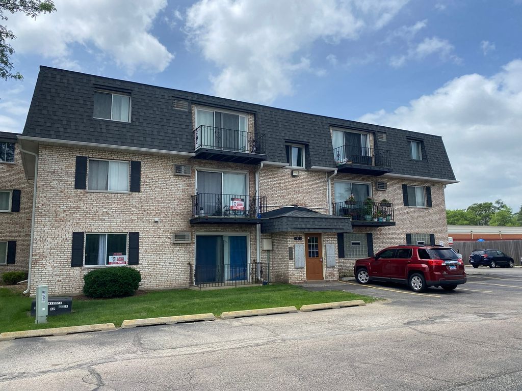 1321 N Baldwin Court 3A, Palatine, IL 60074