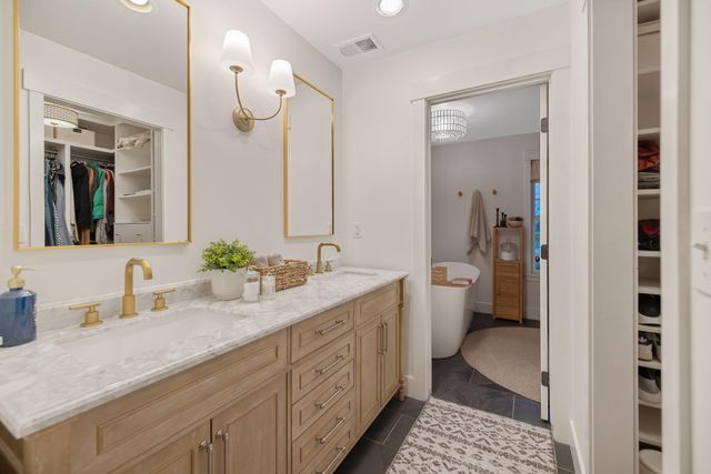 21275 Rd 192, Lindsay, CA 93247