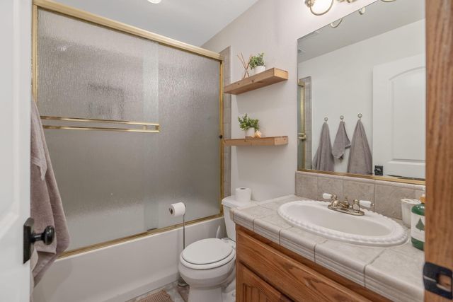 21275 Rd 192, Lindsay, CA 93247