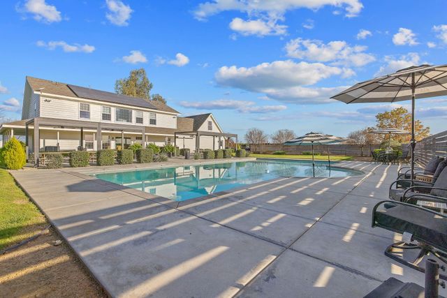 21275 Rd 192, Lindsay, CA 93247