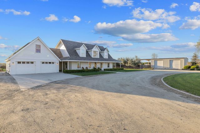 21275 Rd 192, Lindsay, CA 93247