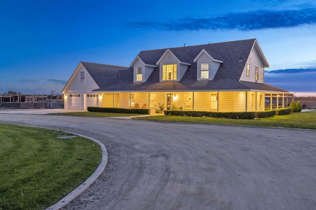 21275 Rd 192, Lindsay, CA 93247