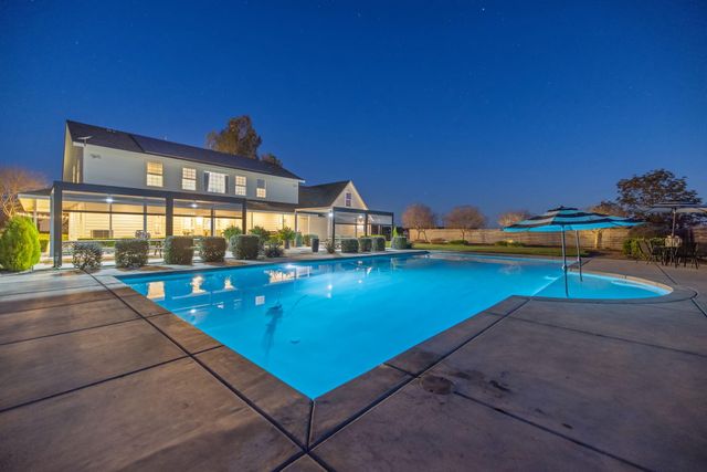 21275 Rd 192, Lindsay, CA 93247