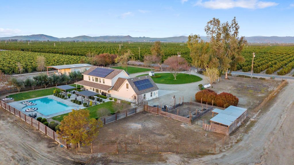 21275 Rd 192, Lindsay, CA 93247