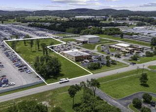 208 Maddox Simpson Pkwy, Lebanon, TN 37090