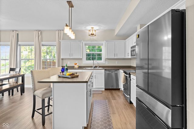 19187 Outer Bank Road, Noblesville, IN 46062