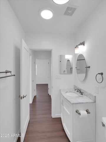 4337 E WILSHIRE Drive, Phoenix, AZ 85008