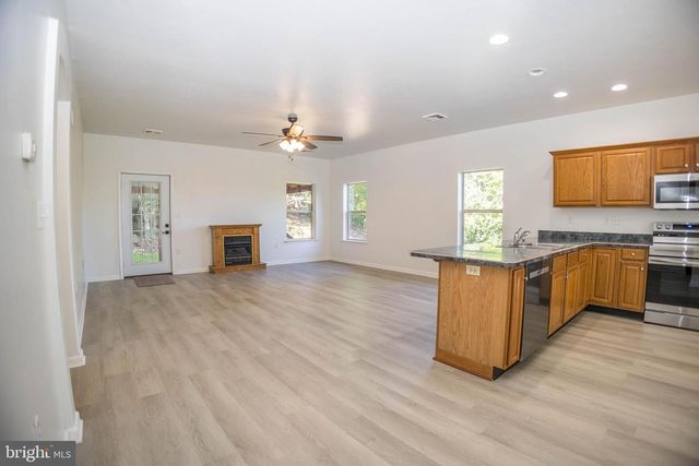 12RR MOUNTAIN STREET, Mount Holly Springs, PA 17065
