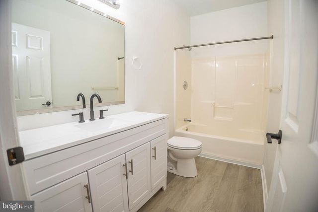 12RR MOUNTAIN STREET, Mount Holly Springs, PA 17065
