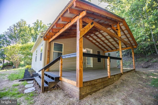 12RR MOUNTAIN STREET, Mount Holly Springs, PA 17065