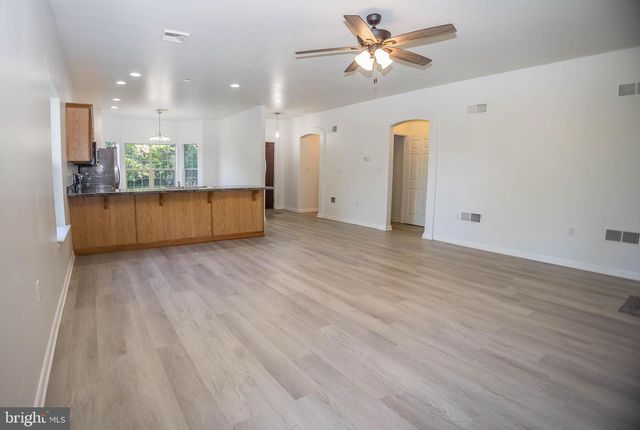 12RR MOUNTAIN STREET, Mount Holly Springs, PA 17065
