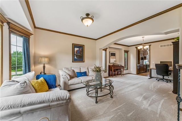 16200 Ballentine Street, Overland Park, KS 66221