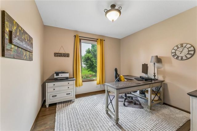 16200 Ballentine Street, Overland Park, KS 66221