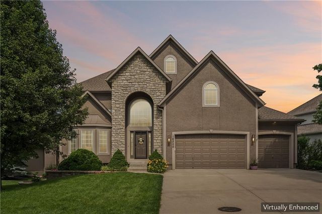 16200 Ballentine Street, Overland Park, KS 66221