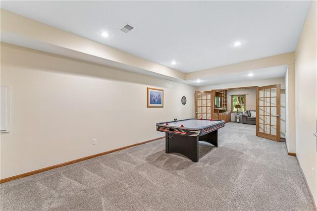 16200 Ballentine Street, Overland Park, KS 66221