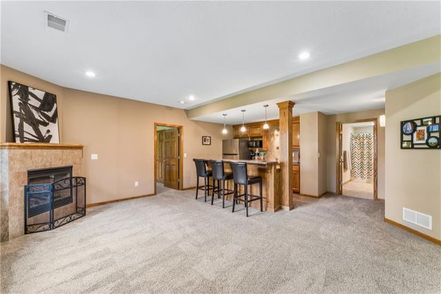 16200 Ballentine Street, Overland Park, KS 66221