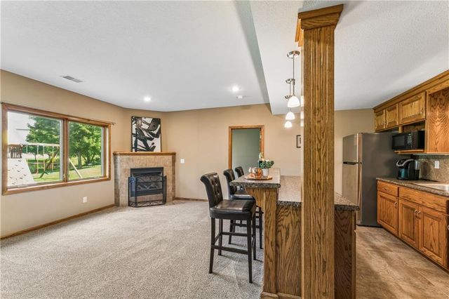 16200 Ballentine Street, Overland Park, KS 66221