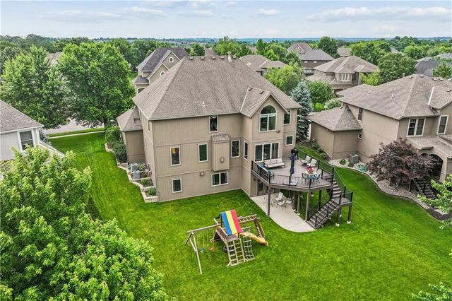 16200 Ballentine Street, Overland Park, KS 66221