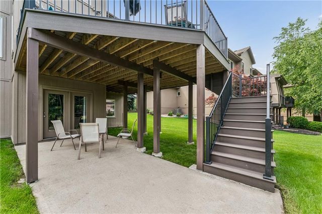 16200 Ballentine Street, Overland Park, KS 66221