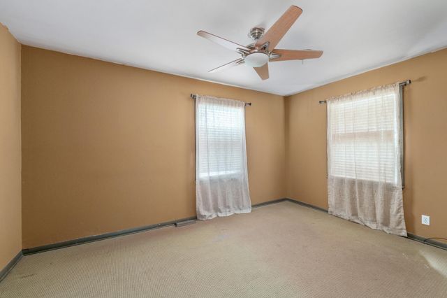 2501 N Piatt Ave, Wichita, KS 67219